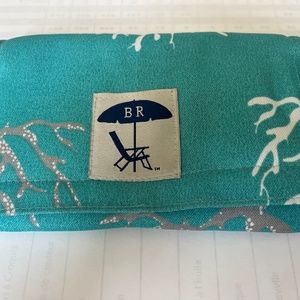 Bohicket Road Travel Mini in Turquoise Coral